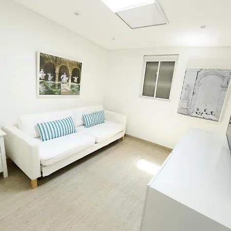 Apartamento Edificio Las Bovedas En *